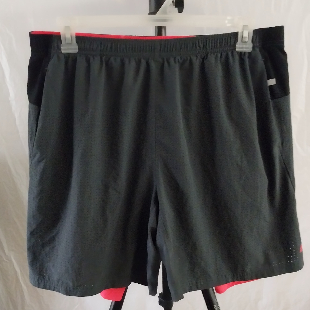 Men's Russell Athletic Training Shorts XL Dri Power 360 gray/black/pink Pockets